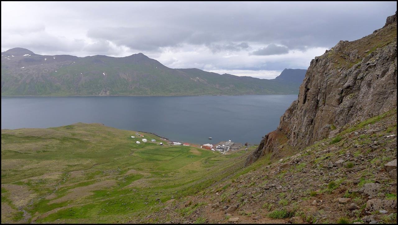 Hotel Djupavik Bagian luar foto