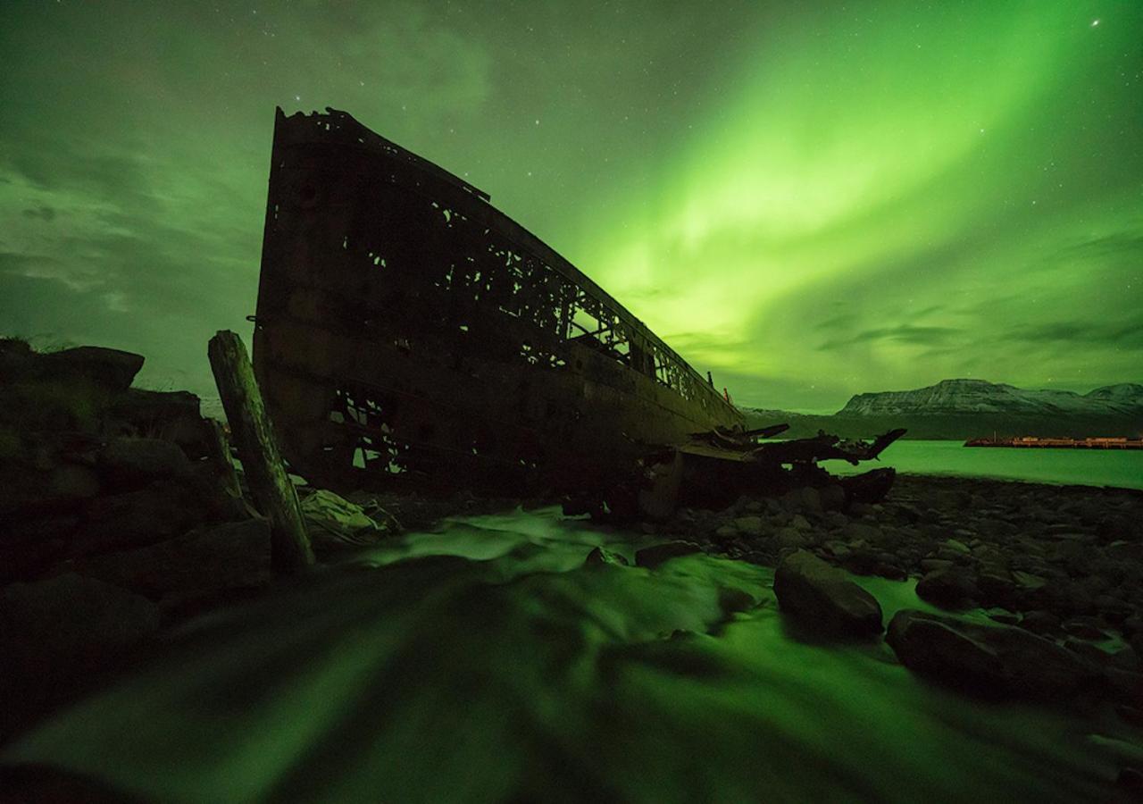 Hotel Djupavik Bagian luar foto